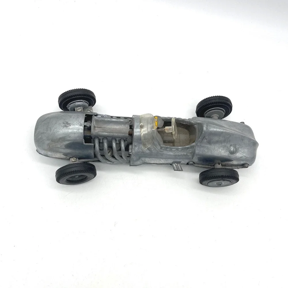 Hubley 1950s 852K-300 Metal Model Kit Unpainted Indianapolis 500 Racer Car